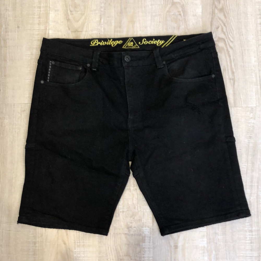 Privilege Society black jean shorts sz 38